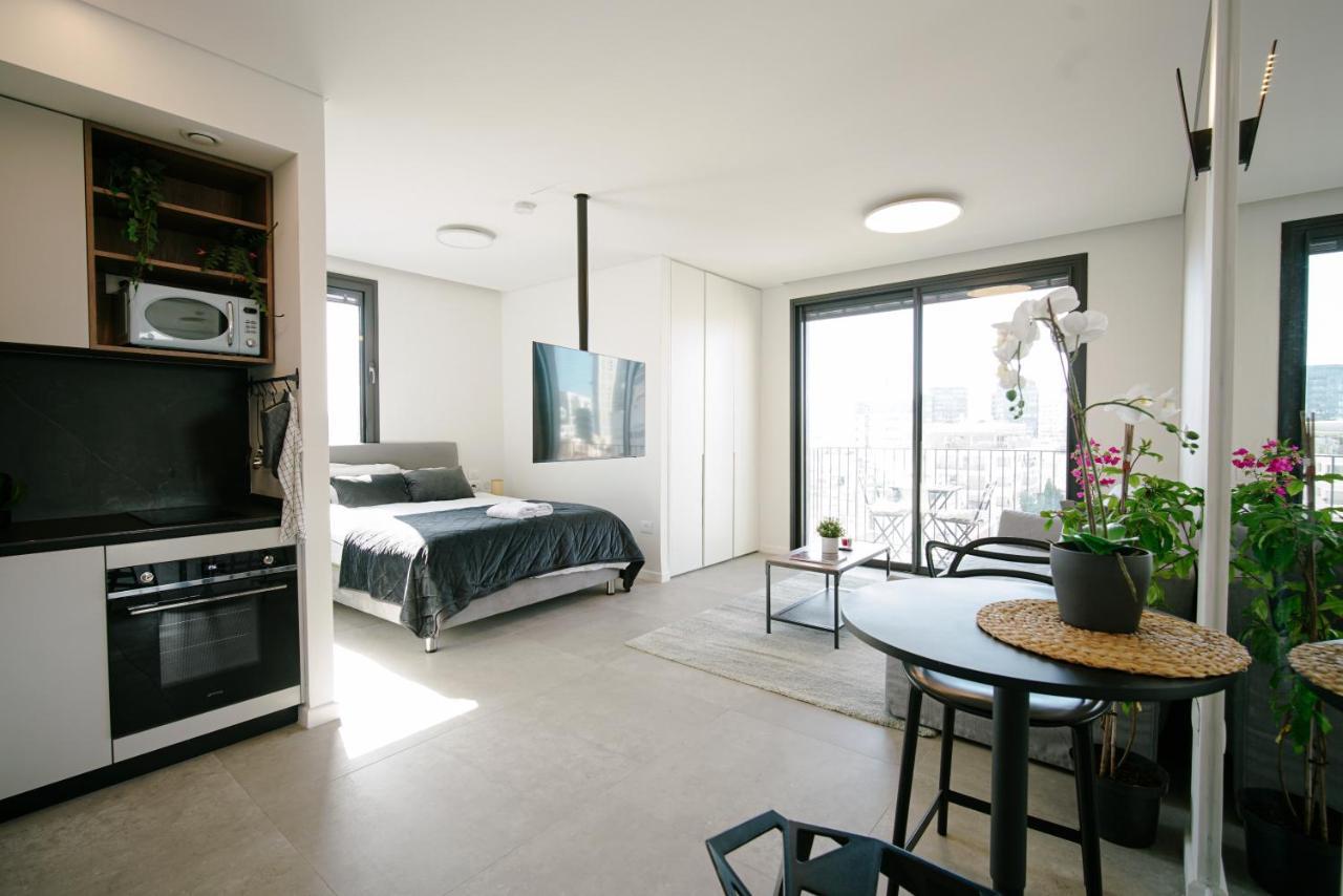 Herzl Luxury Hotel By Nimizz เทลอาวีฟ ภายนอก รูปภาพ
