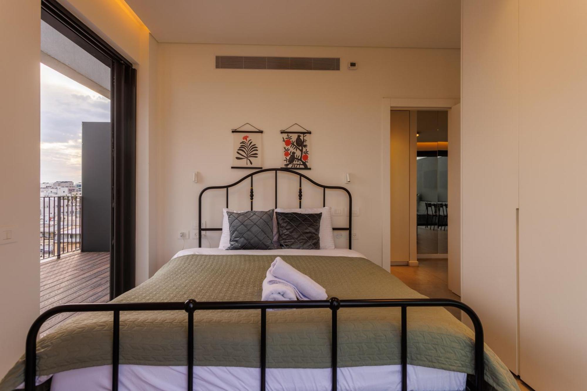 Herzl Luxury Hotel By Nimizz เทลอาวีฟ ภายนอก รูปภาพ