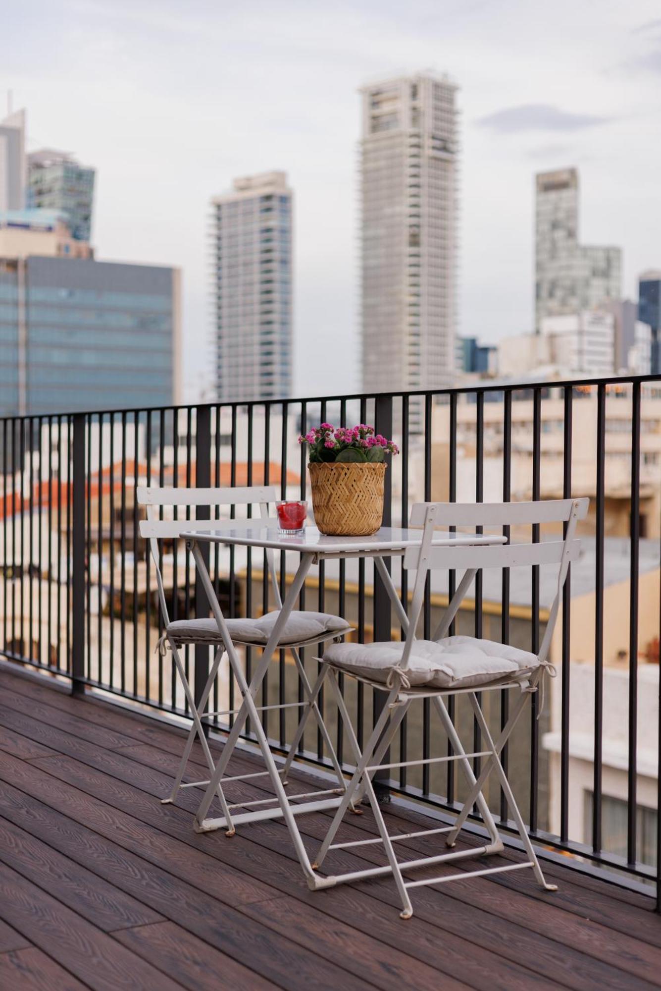 Herzl Luxury Hotel By Nimizz เทลอาวีฟ ภายนอก รูปภาพ