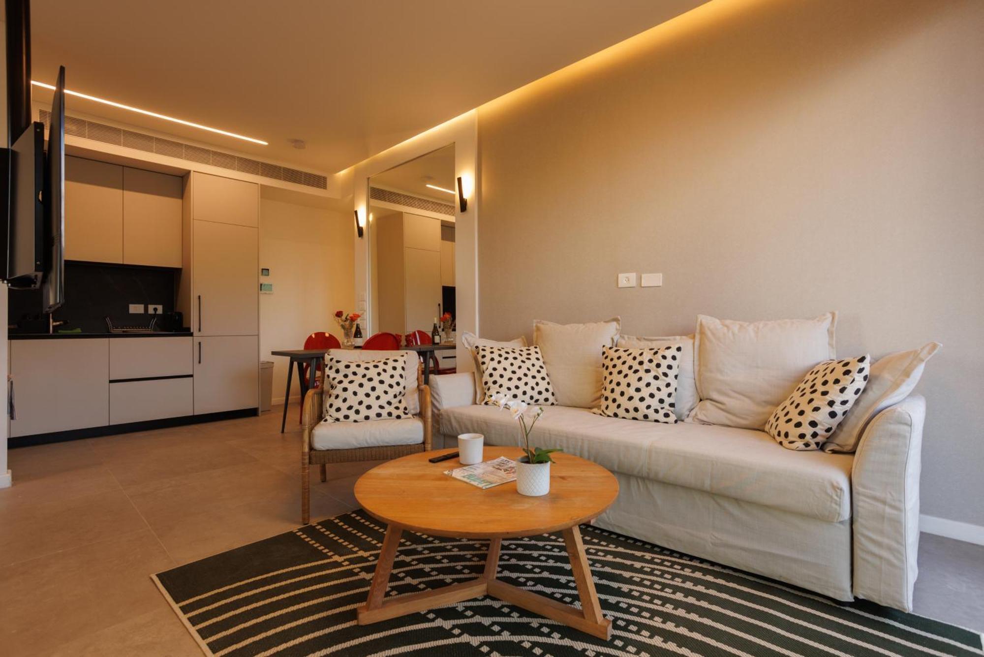 Herzl Luxury Hotel By Nimizz เทลอาวีฟ ภายนอก รูปภาพ